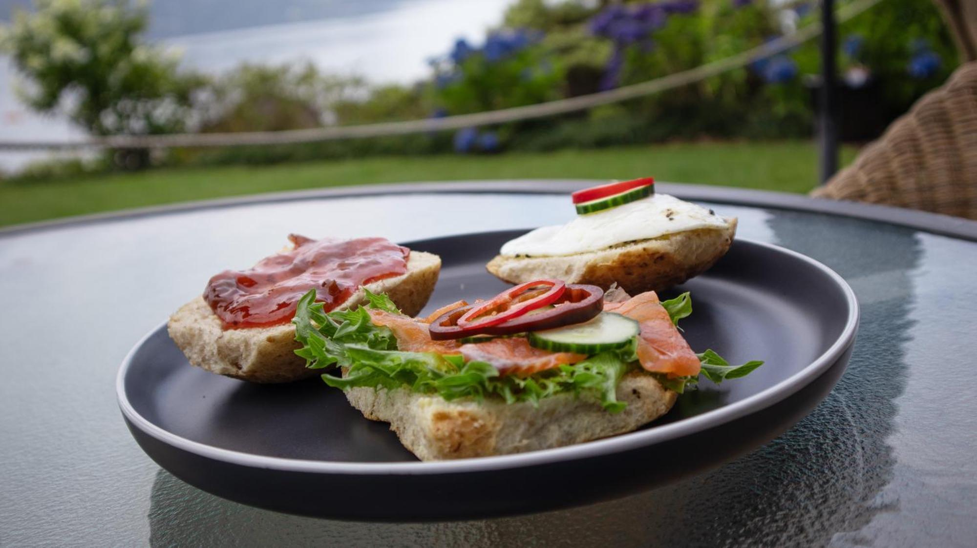 Smaken Av Ryfylke Event As Overnatting, Bygningen Drives Ikke Som Hotell Hjelmeland Ngoại thất bức ảnh